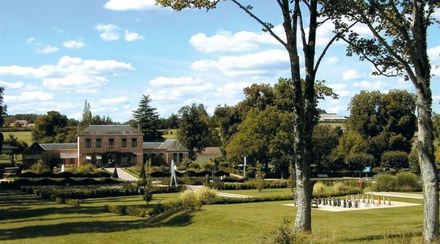 Terres De France - Appart'Hotel ラ・ロッシュ・ポゼ エクステリア 写真