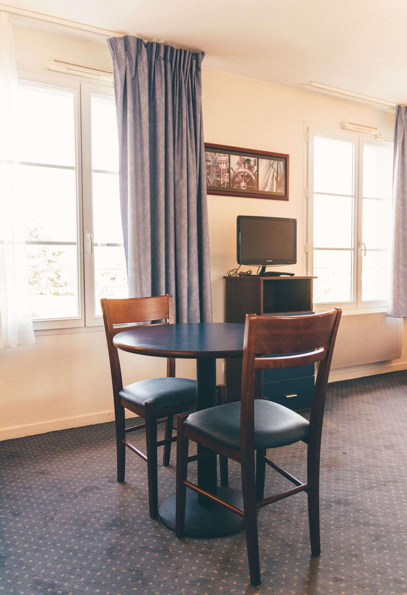 Terres De France - Appart'Hotel ラ・ロッシュ・ポゼ エクステリア 写真