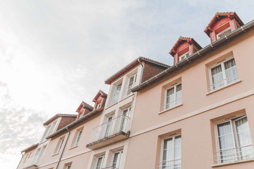 Terres De France - Appart'Hotel ラ・ロッシュ・ポゼ エクステリア 写真